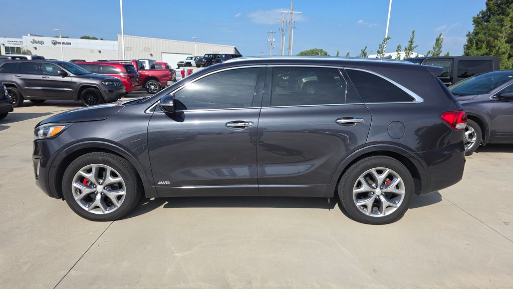 Used 2017 Kia Sorento SX with VIN 5XYPKDA51HG298719 for sale in Kansas City