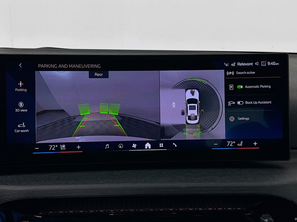 Thumbnail: 2026 BMW 3 Series - 13