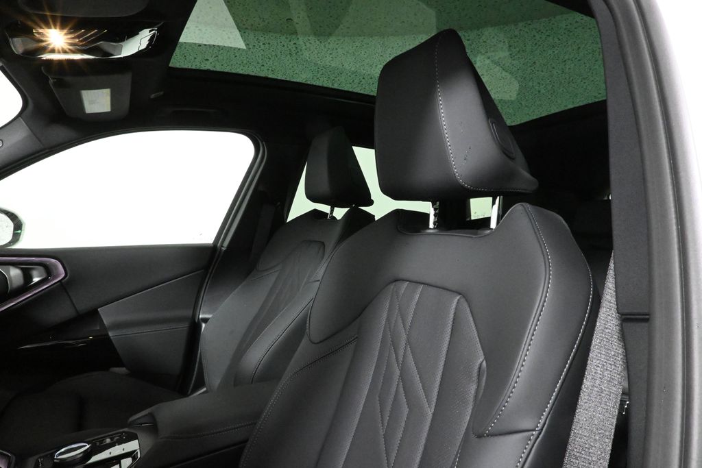 Thumbnail: 2026 BMW X3 - 16