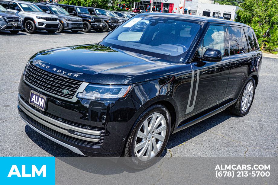 Used 2023 Black Land Rover SE image 15