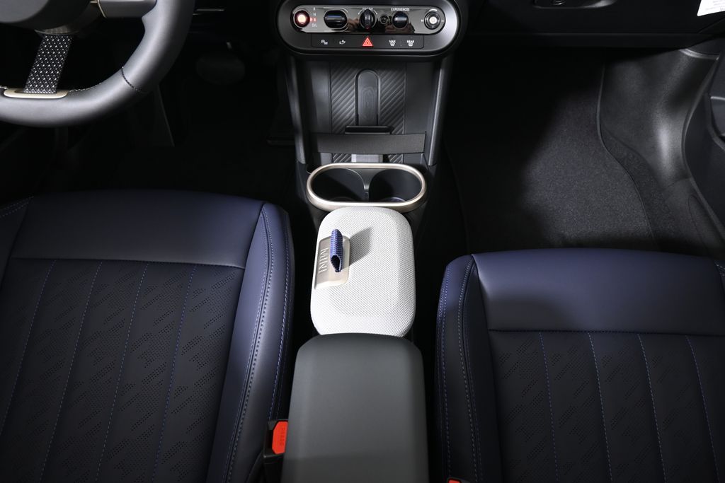 Thumbnail: 2026 MINI Cooper - 24