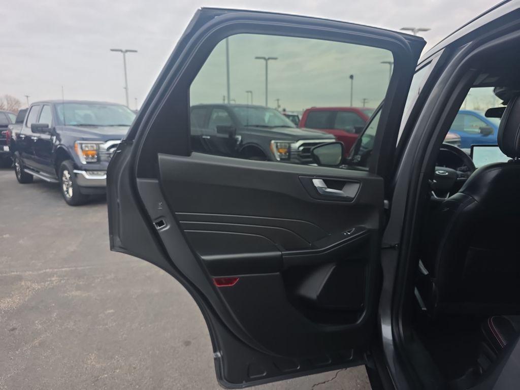 Certified Used 2023 Gray Ford ST-Line image 35