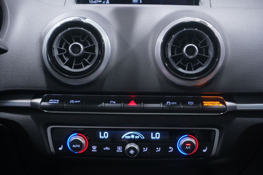 Thumbnail: 2019 Audi A3 - 13