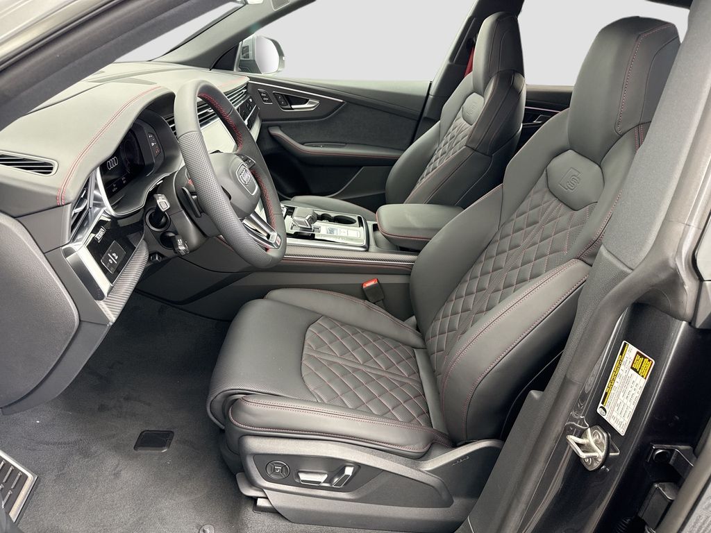 Thumbnail: 2026 Audi Q8 - 18