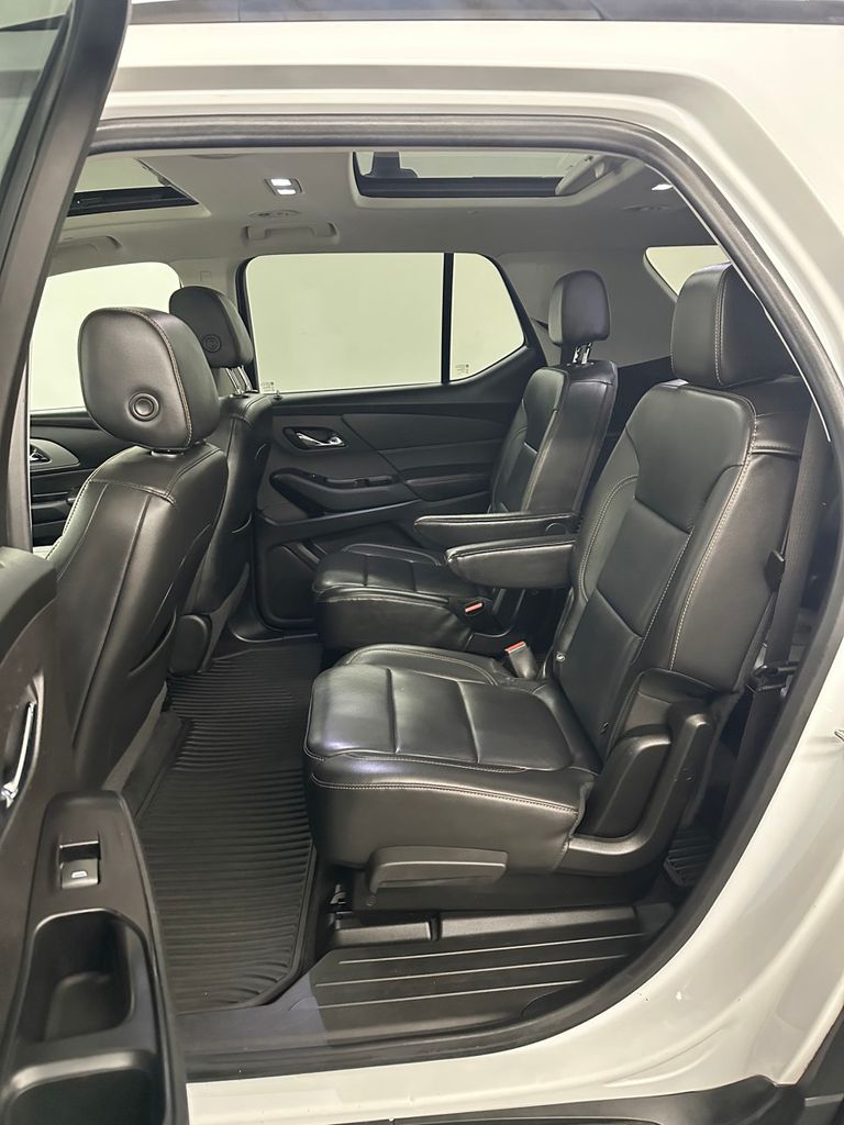 used 2019 Chevrolet Traverse car, priced at $20,985