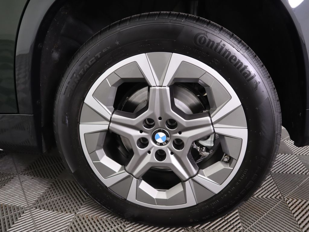 Thumbnail: 2025 BMW X1 - 31