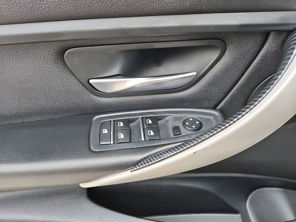 Used Car 2017 Bmw 3 Series  320i For Sale Under $15,000 In Austin, Texas