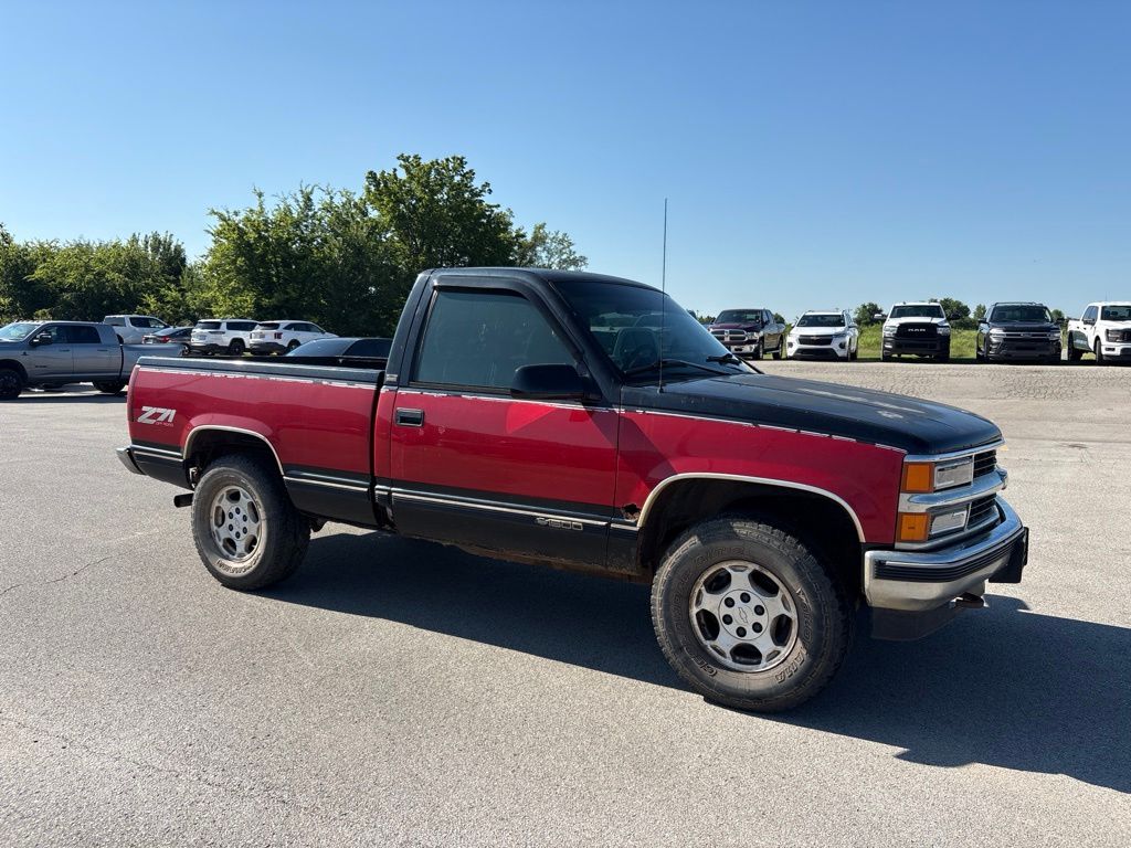 Red 1996 Chevrolet C/K 1500 Pickup Truck 4-Speed Automatic Overdrive