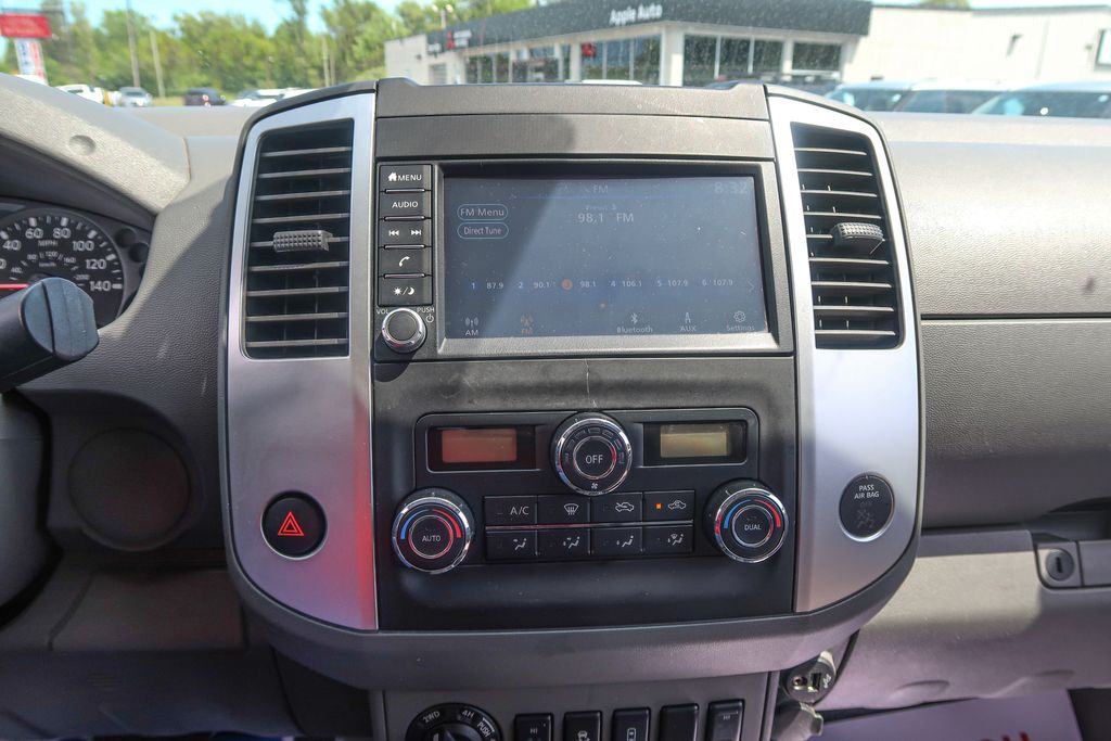 2020 Nissan Frontier Crew Cab SV 4x4
