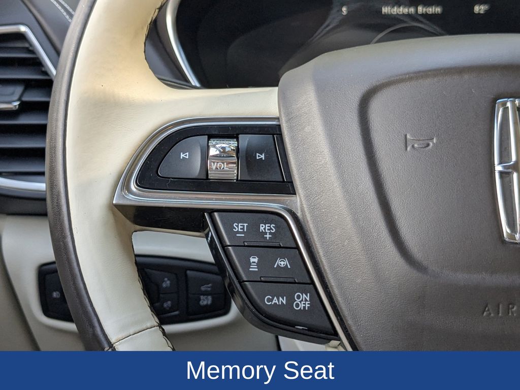 2019 Lincoln Nautilus Black Label