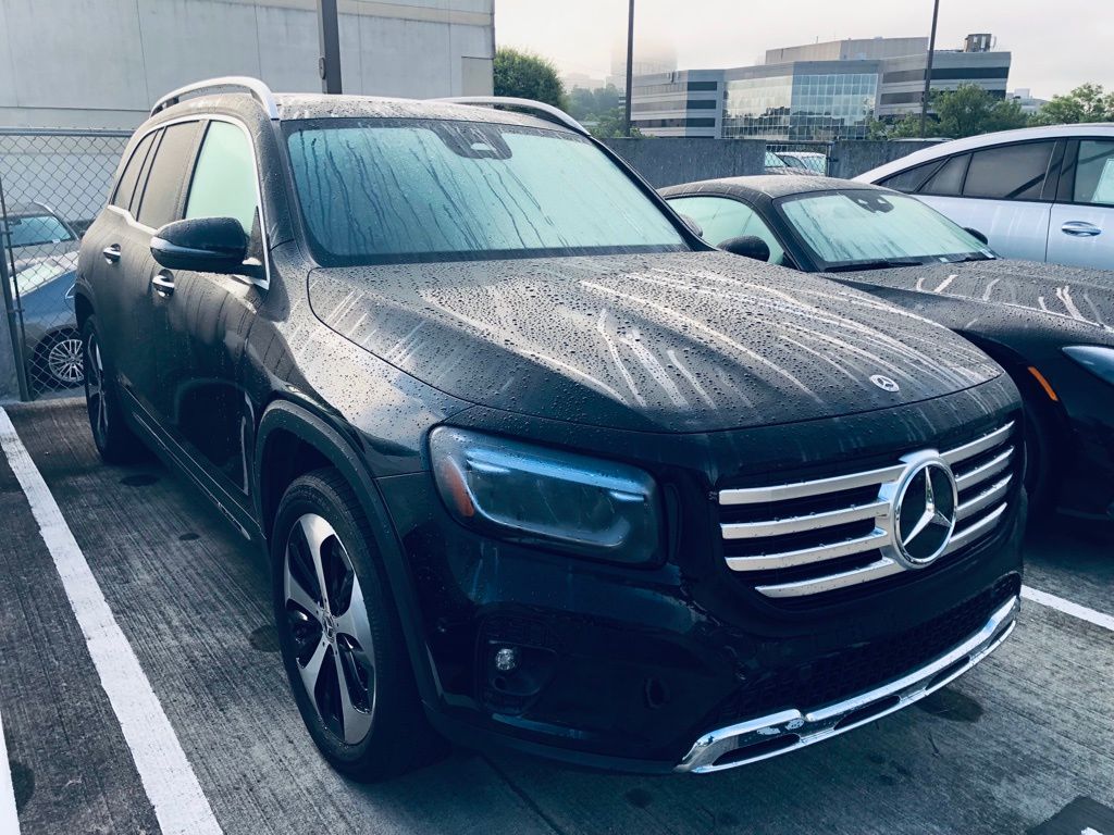 Thumbnail: 2024 Mercedes-Benz GLB - 3