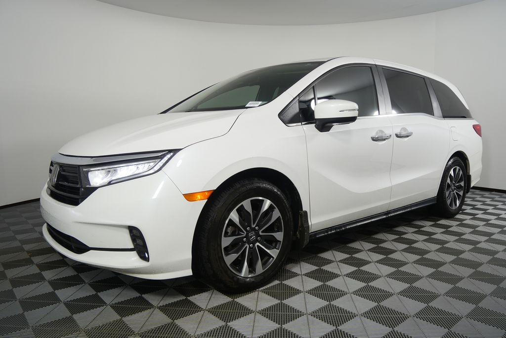 Thumbnail: 2023 Honda Odyssey - 8