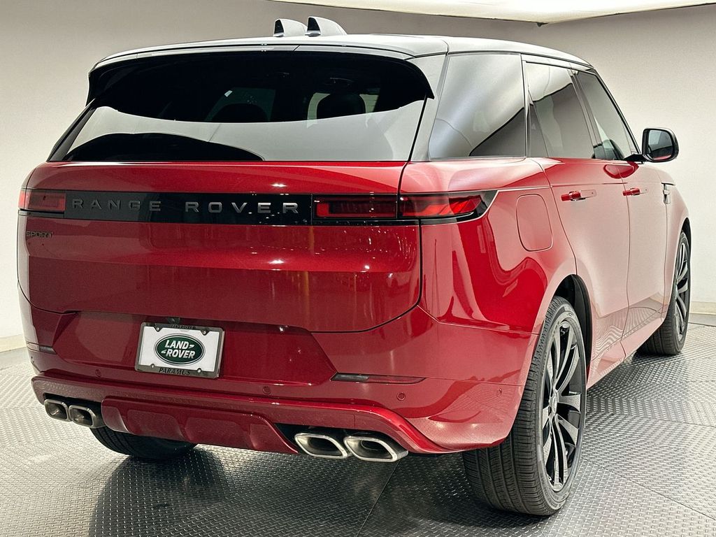 2025 Land Rover Range Rover Sport Dynamic 2