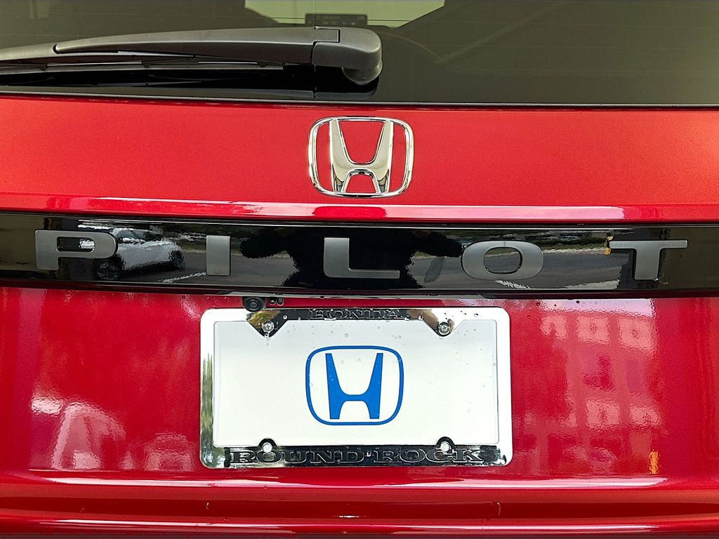 Thumbnail: 2025 Honda Pilot - 21