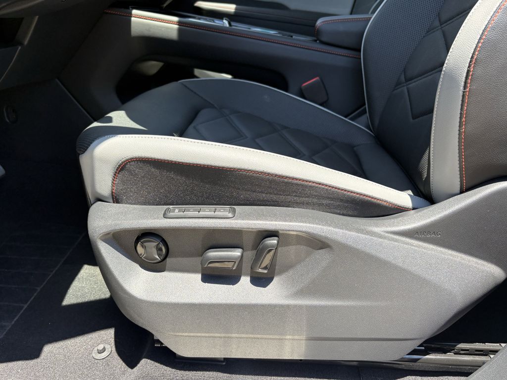 2024 Volkswagen Atlas 2.0T Peak Edition SEL White at DeMontrond Gulf Freeway