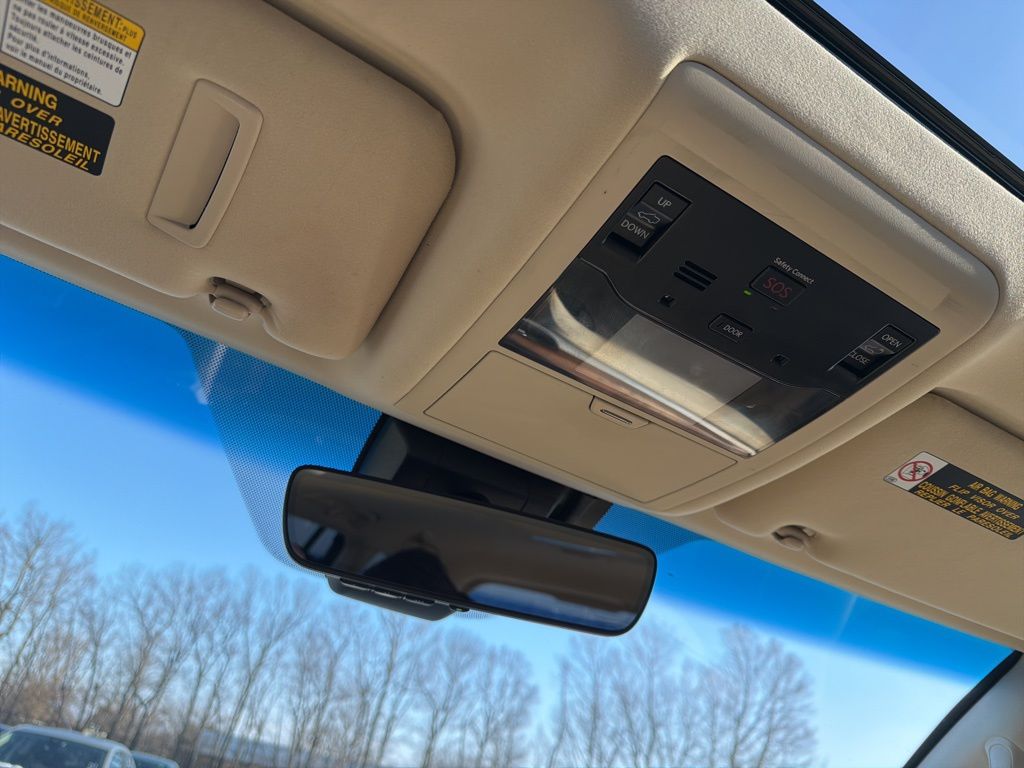 Thumbnail: 2020 Lexus LX - 14