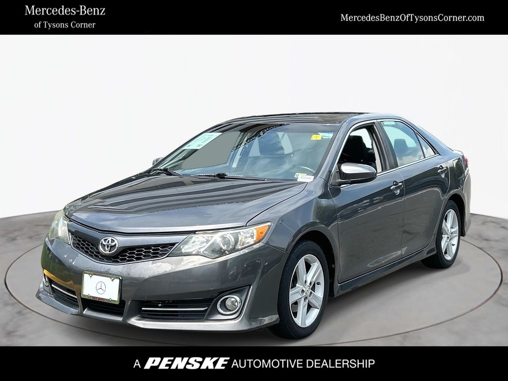 2012 Toyota Camry SE -
                  Vienna, VA