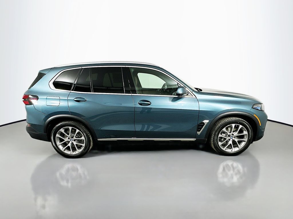 Thumbnail: 2026 BMW X5 - 4