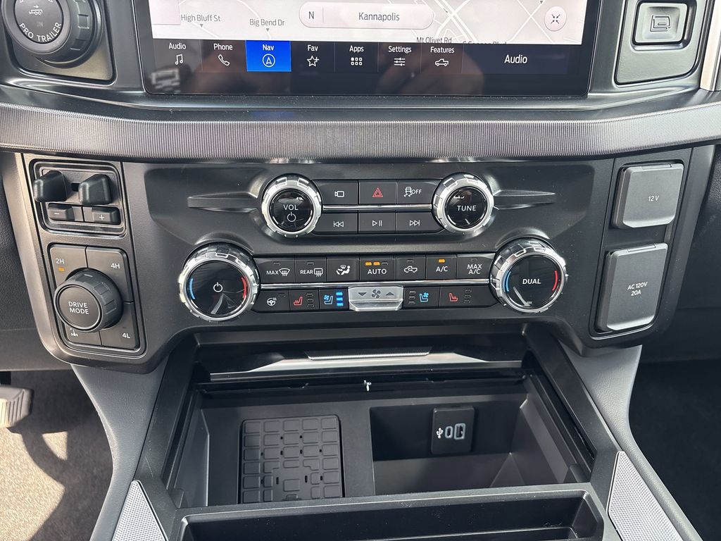 New 2026 Carbonized Gray Metallic Ford F-250® Platinum® image 17