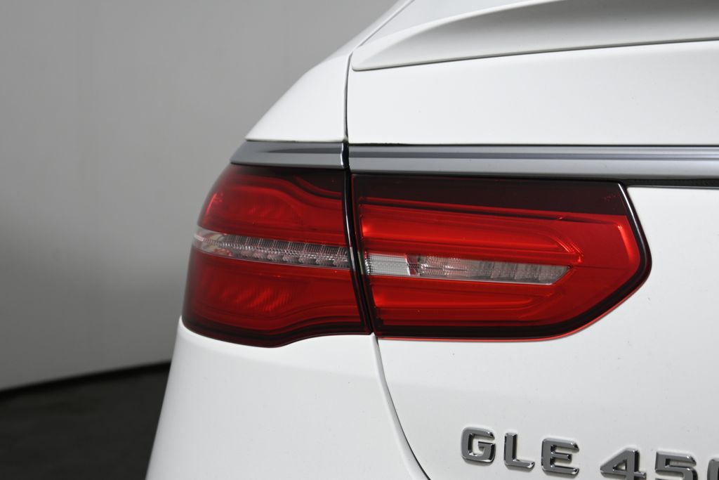 Thumbnail: 2016 Mercedes-Benz GLE - 12
