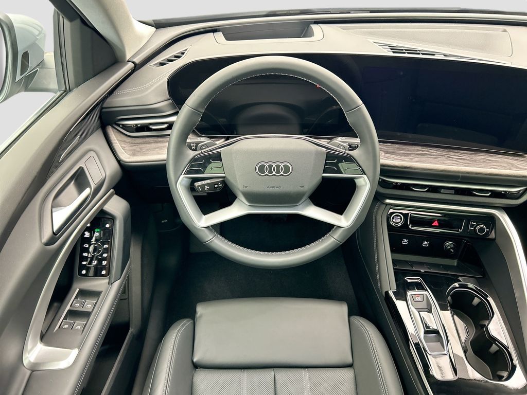 Thumbnail: 2025 Audi Q5 - 10