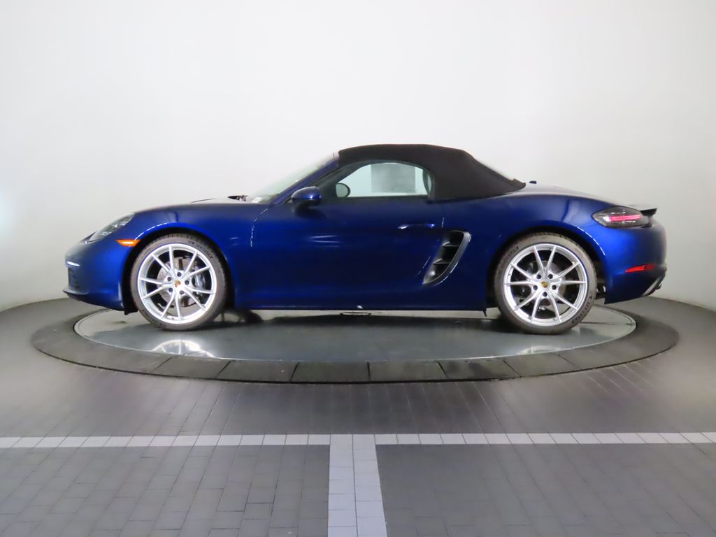 Thumbnail: 2025 Porsche 718 Boxster - 2