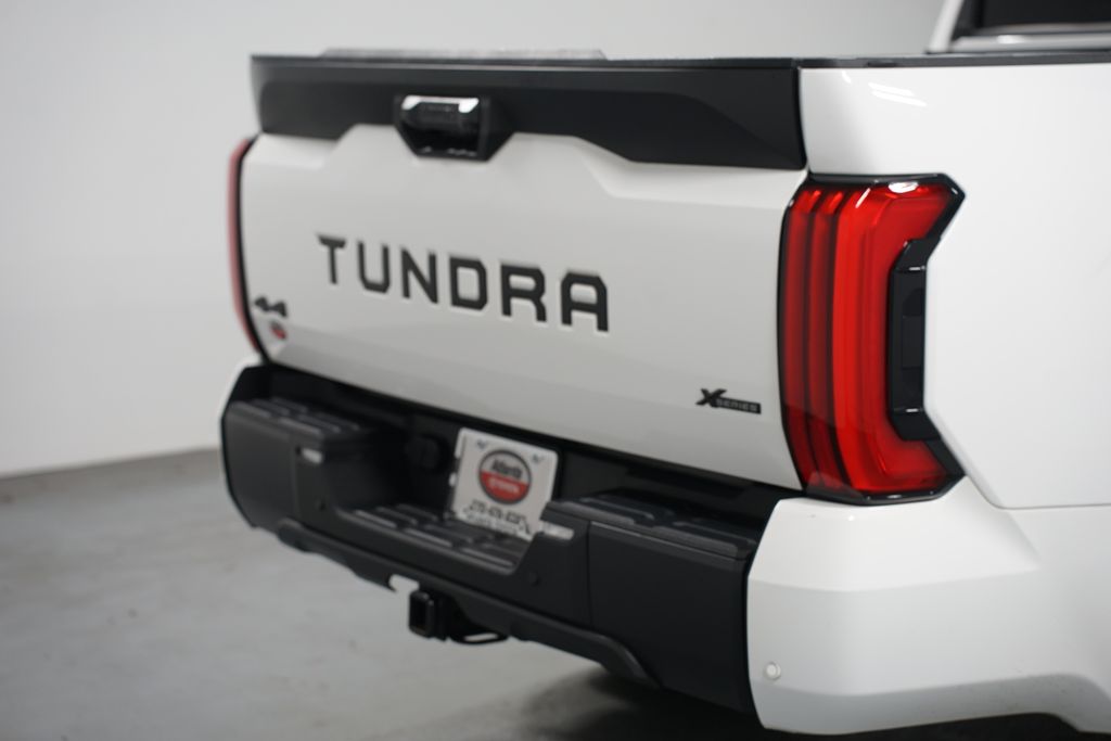 Thumbnail: 2024 Toyota Tundra - 9