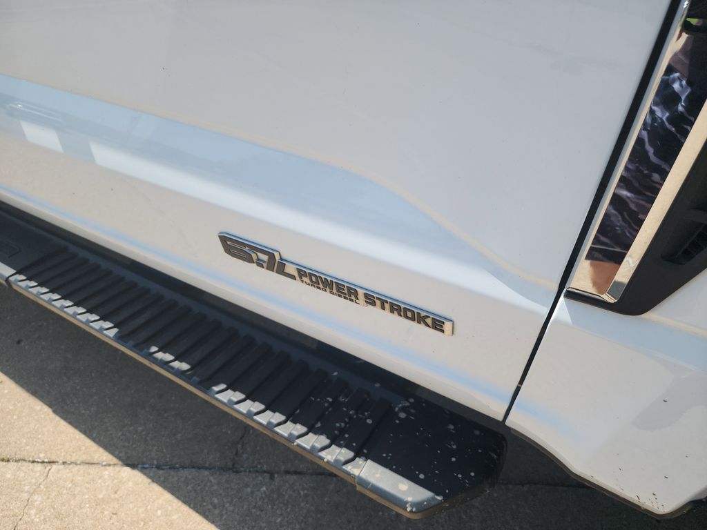 2024 Ford F-350SD XLT photo