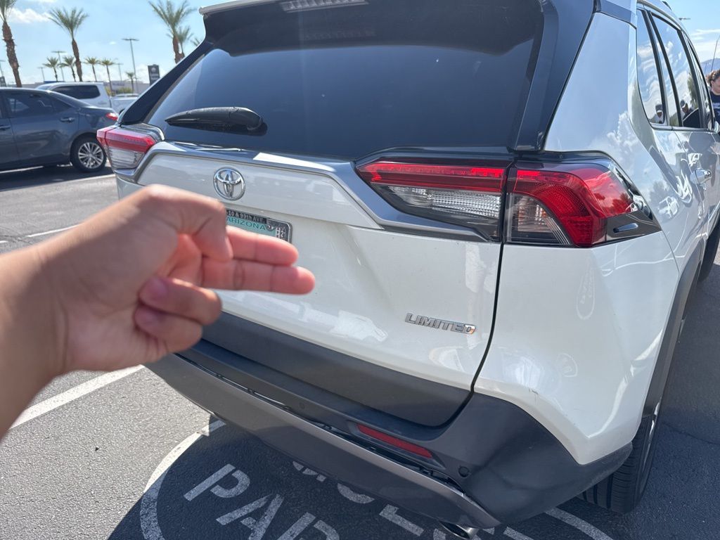 Thumbnail: 2020 Toyota RAV4 - 5