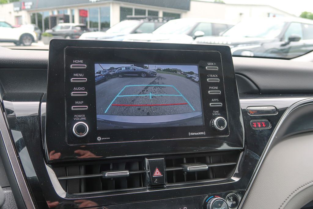2023 Toyota Camry SE AWD