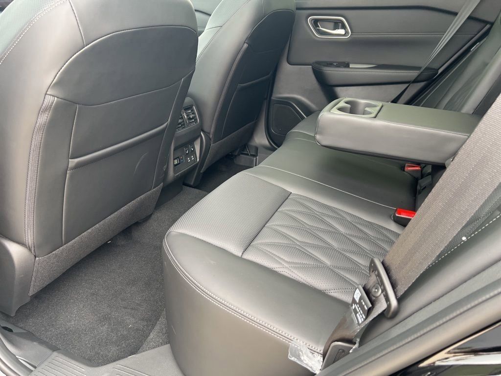 2025 Super Black Nissan Rogue Platinum FWD SUV