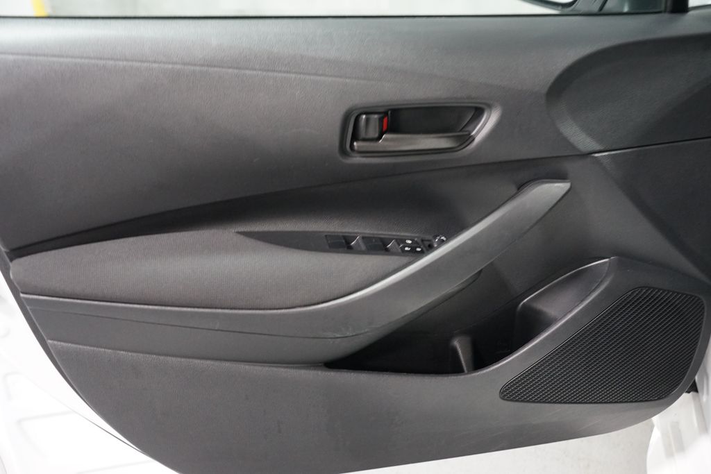 Thumbnail: 2023 Toyota Corolla - 27