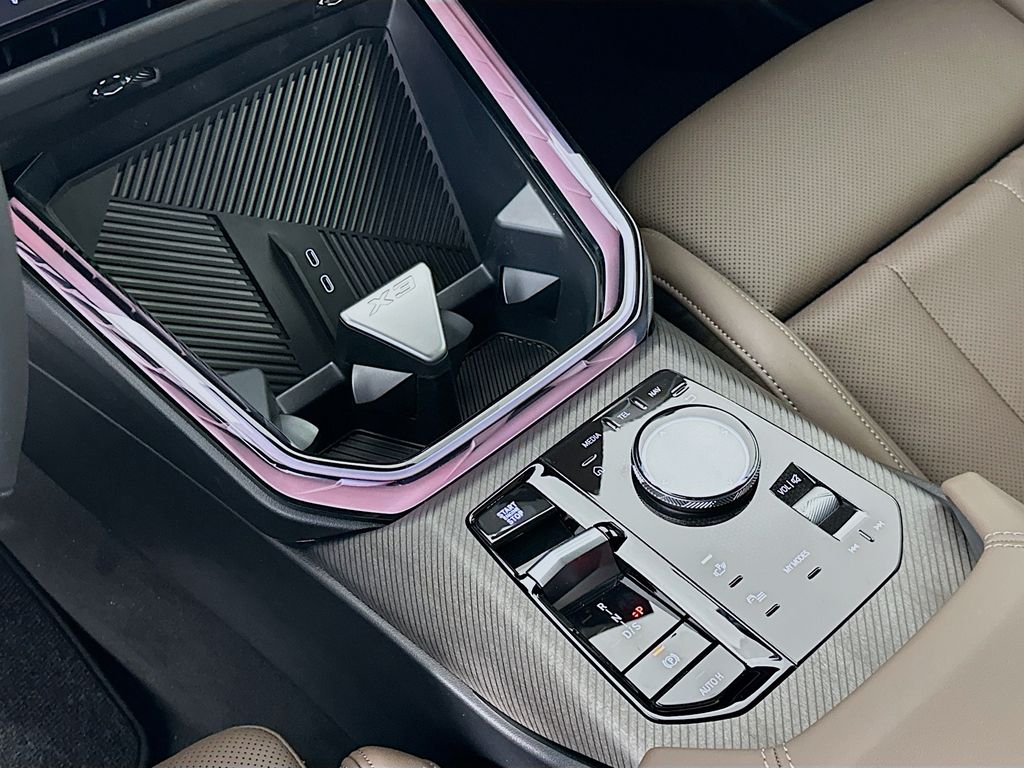 Thumbnail: 2026 BMW X3 - 15