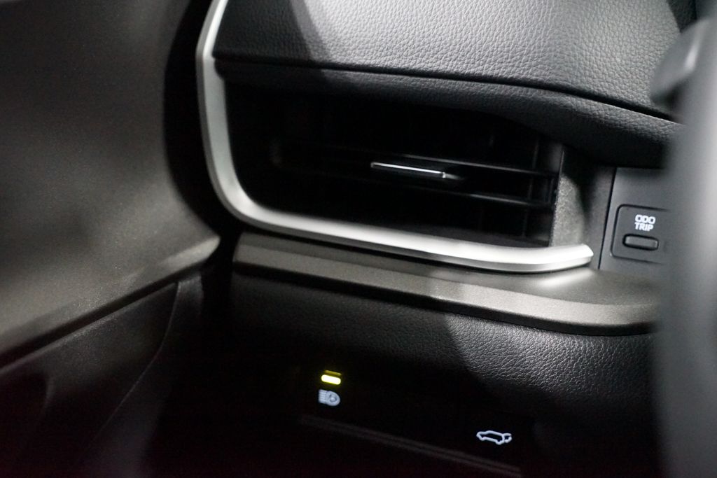 Thumbnail: 2024 Toyota Grand Highlander - 24