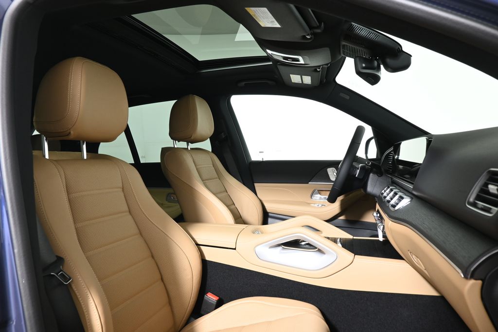 Thumbnail: 2026 Mercedes-Benz GLE - 22