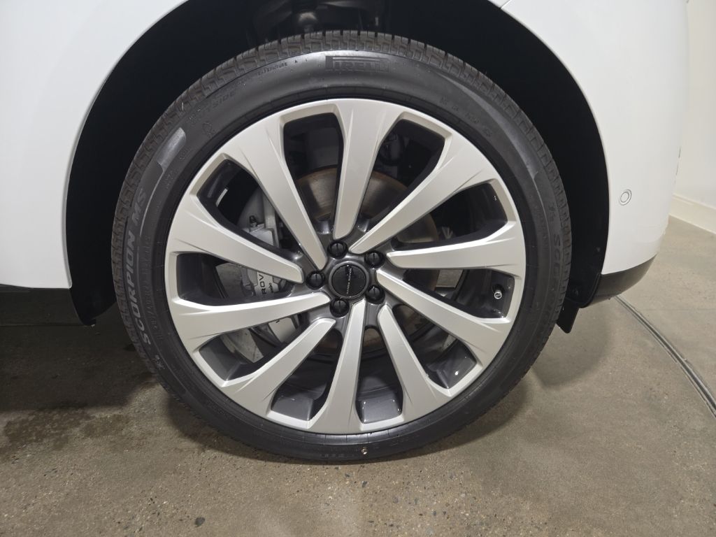 New 2026 White Land Rover SE image 12