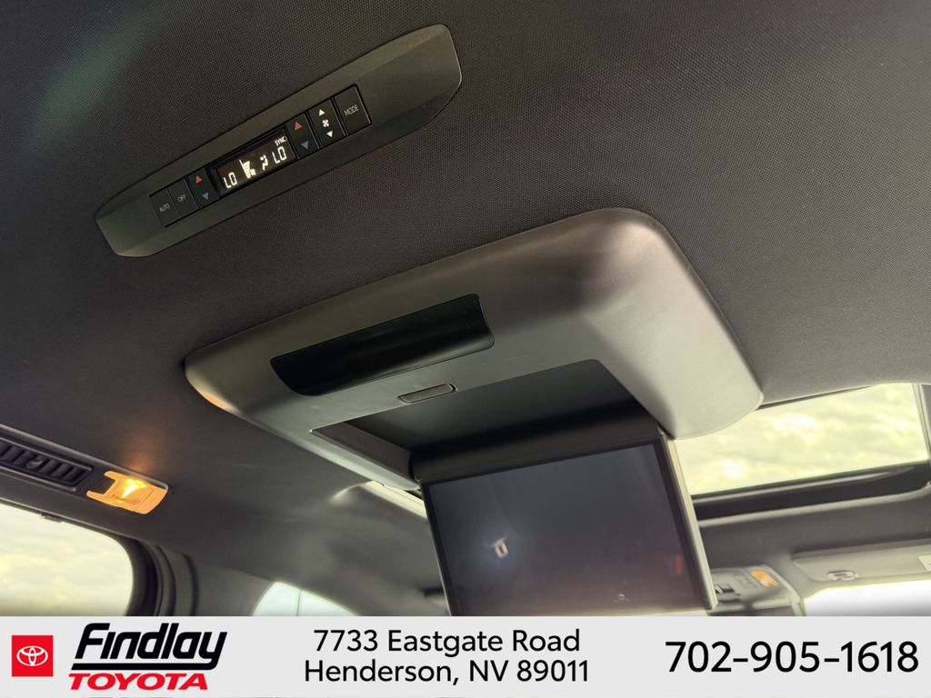 Used 2025 Toyota Sienna Van