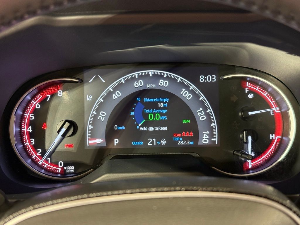 Thumbnail: 2021 Toyota RAV4 - 27