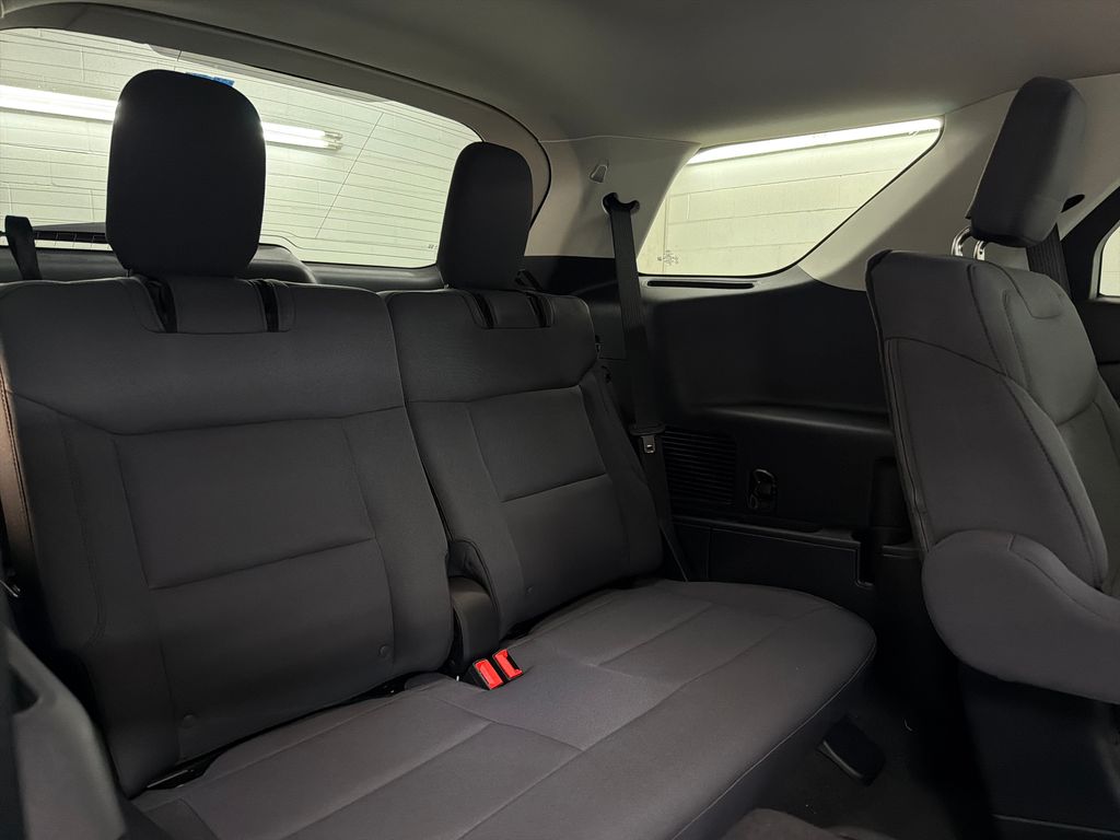 New 2026 Gray Ford Active image 30