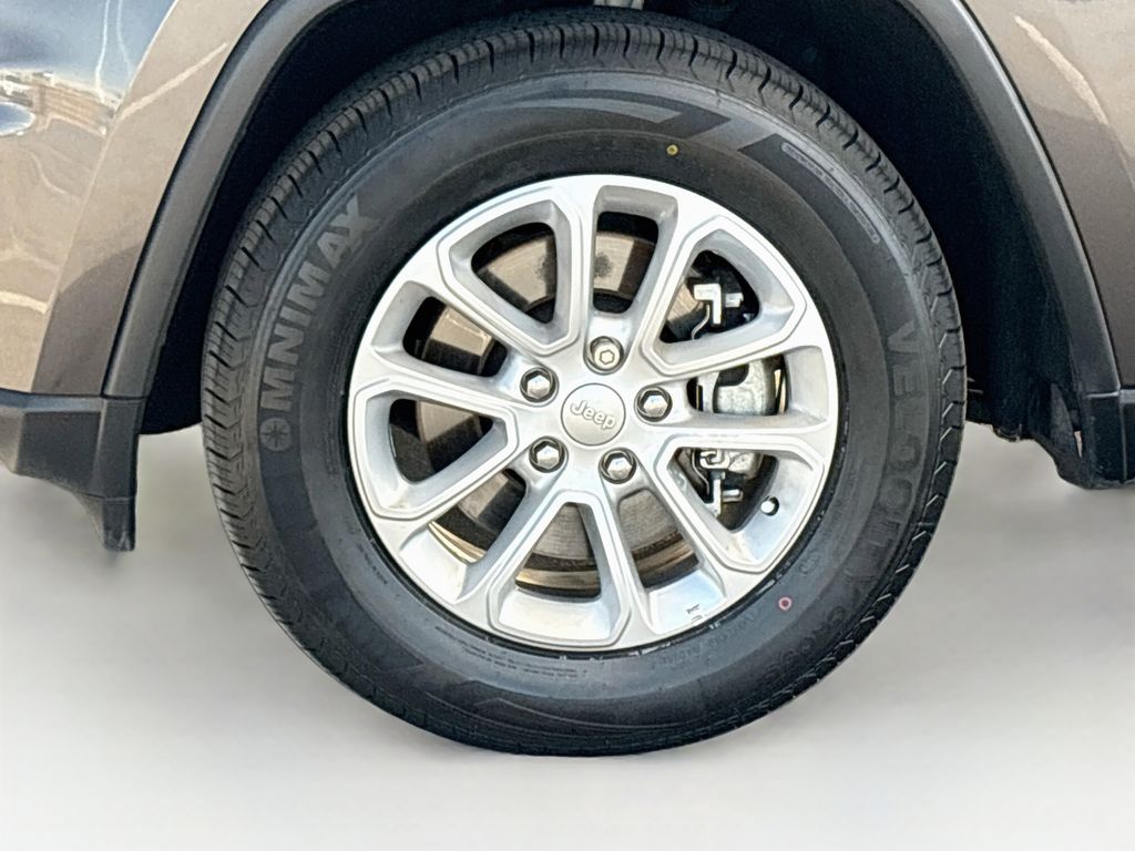 Thumbnail: 2021 Jeep Grand Cherokee - 29
