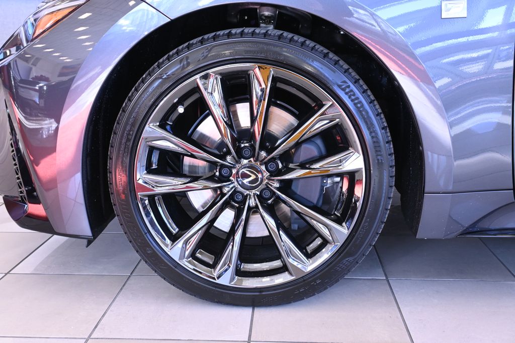 Thumbnail: 2025 Lexus IS - 12