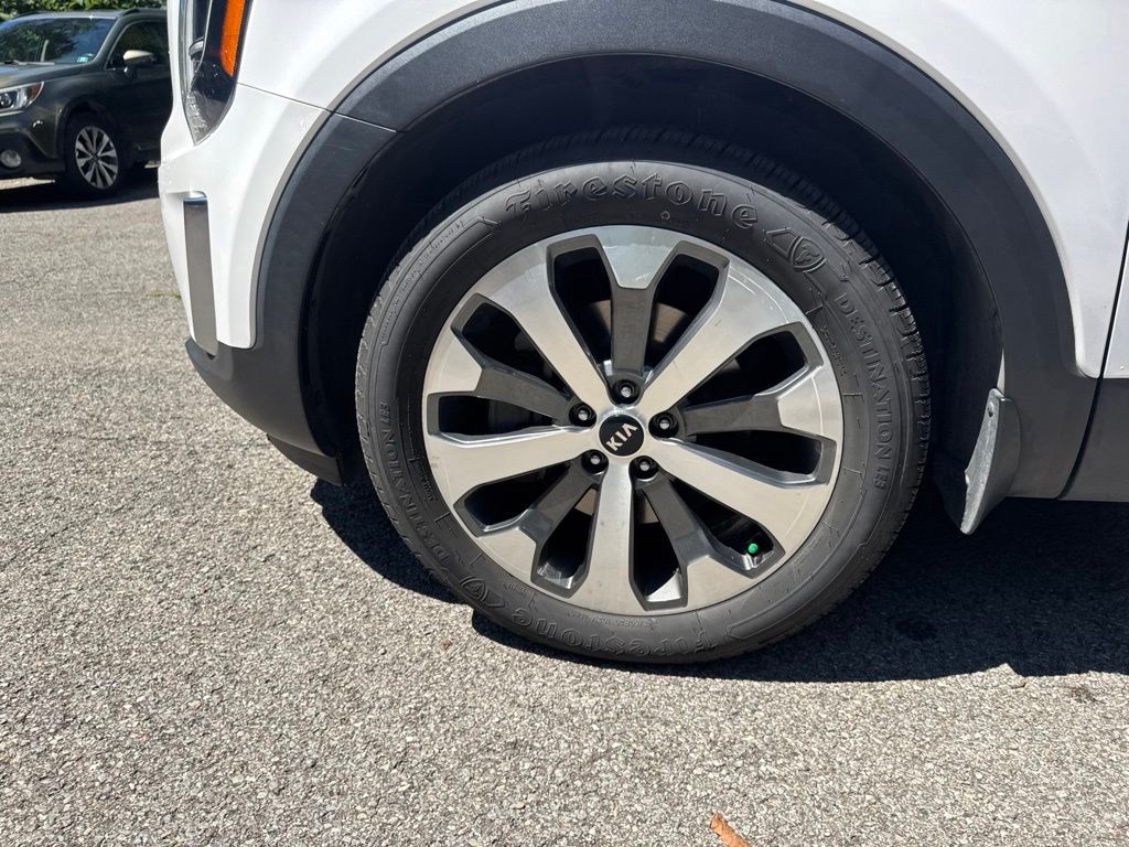 2021 Kia Telluride S White at Bob Ruth Ford