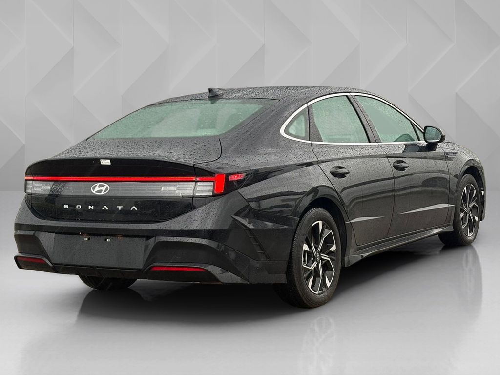 2025 Hyundai Sonata SEL - 4