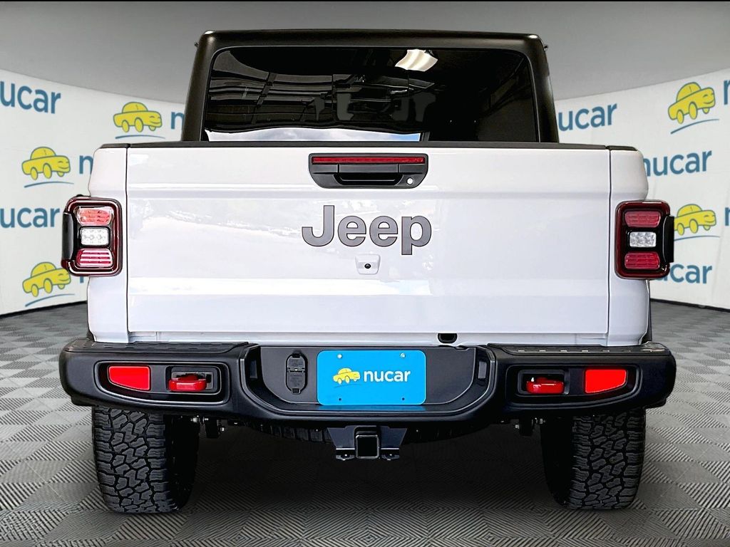 2026 Jeep Gladiator — photo 5