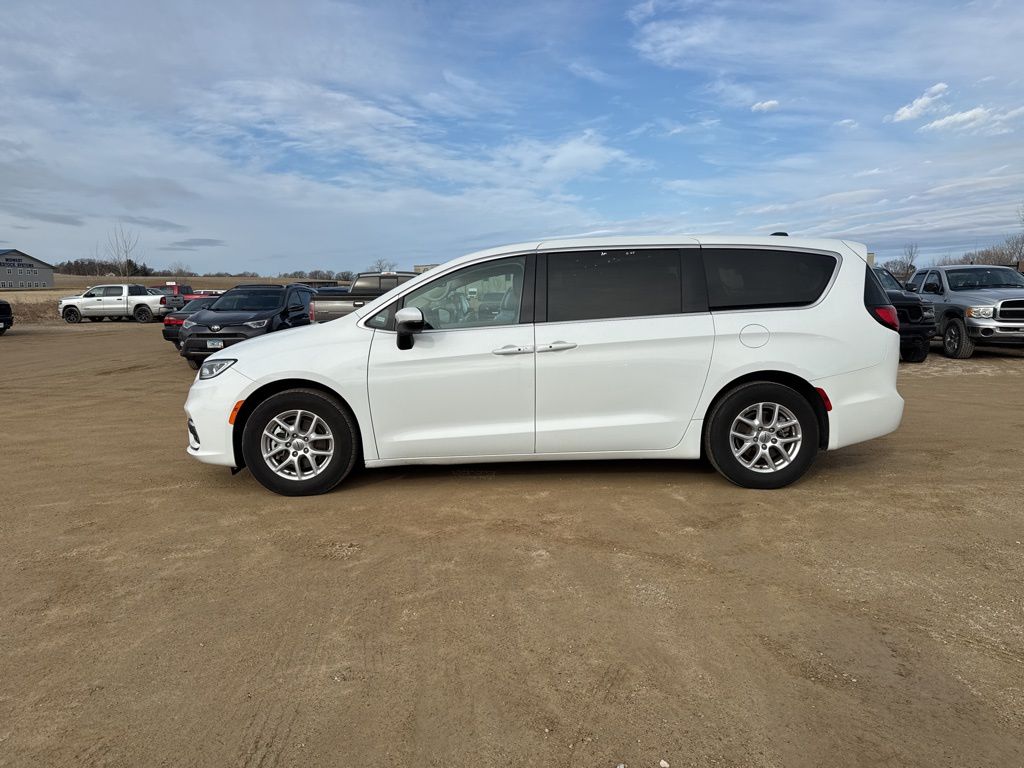 2023 Chrysler Pacifica