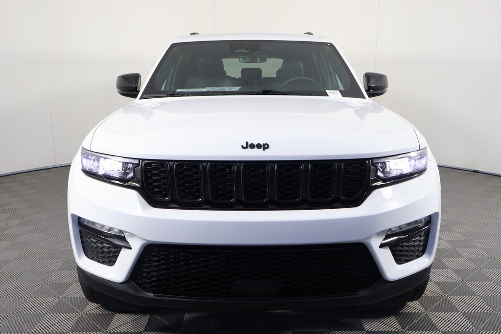 Thumbnail: 2025 Jeep Grand Cherokee - 2