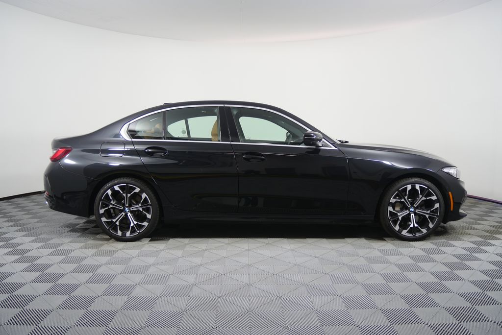 Thumbnail: 2025 BMW 3 Series - 2