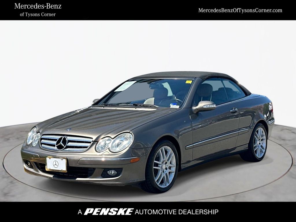 Steel Gray Metallic 2009 Mercedes-Benz CLK 350 Cabriolet Convertible Rear-Wheel Drive 7-Speed Automatic