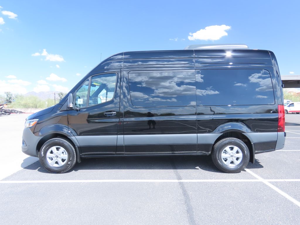 Thumbnail: 2026 Mercedes-Benz Sprinter - 8