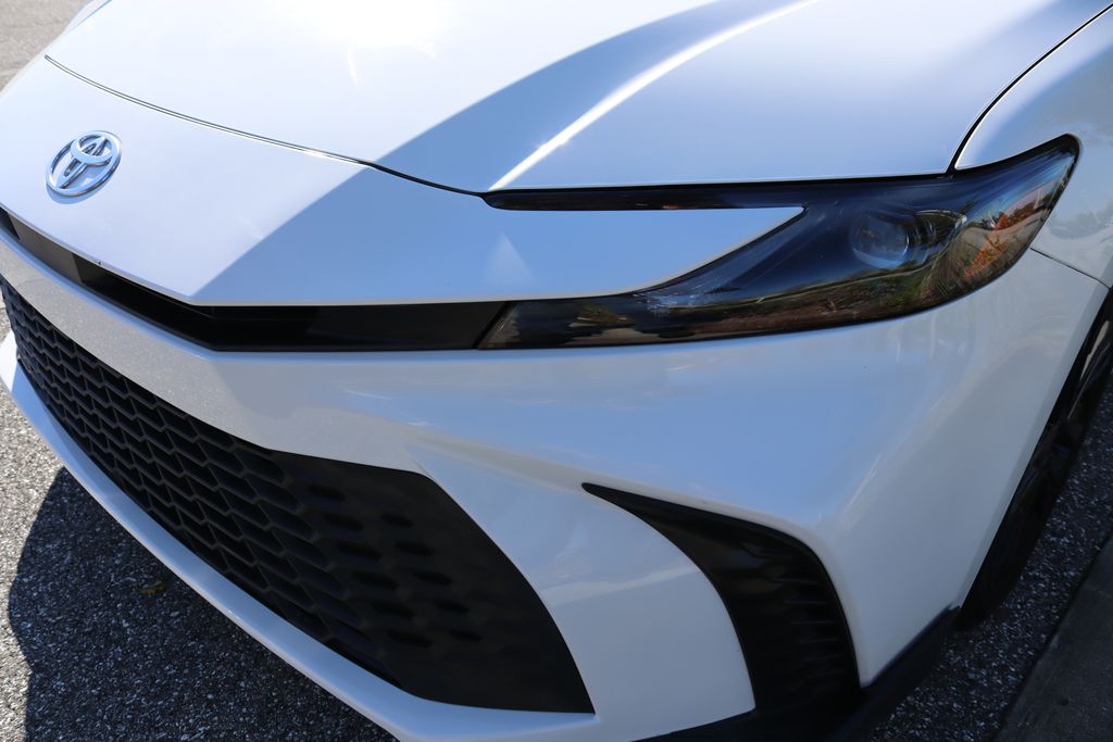 Thumbnail: 2025 Toyota Camry - 3